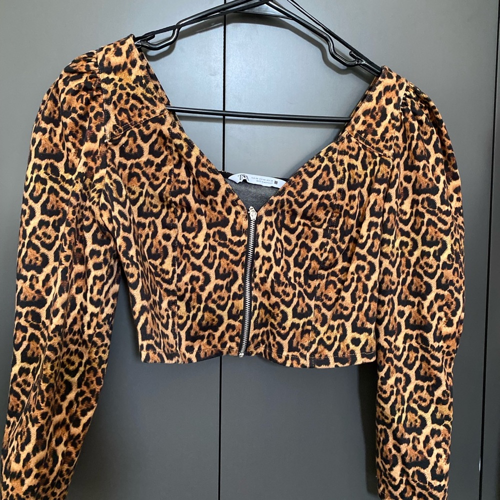 Zara animal print crop top size xs